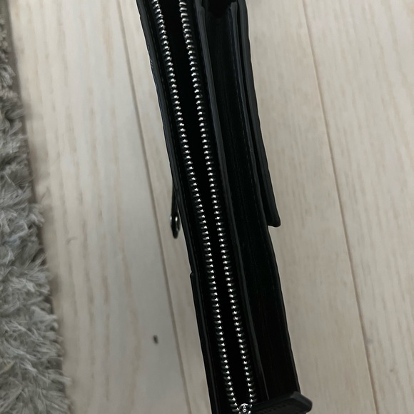 MCM MENS CROSS BODY WALLET - Picture 4 of 6